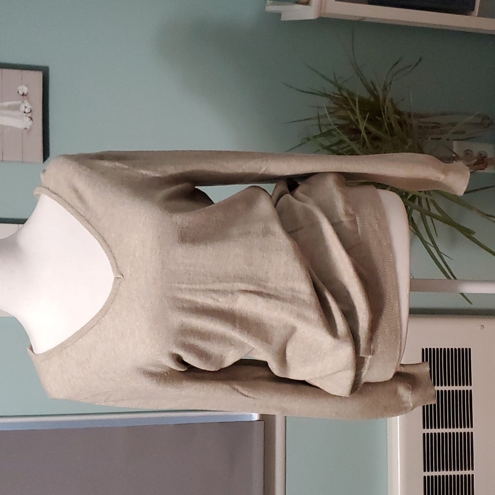 Love ellie sweater